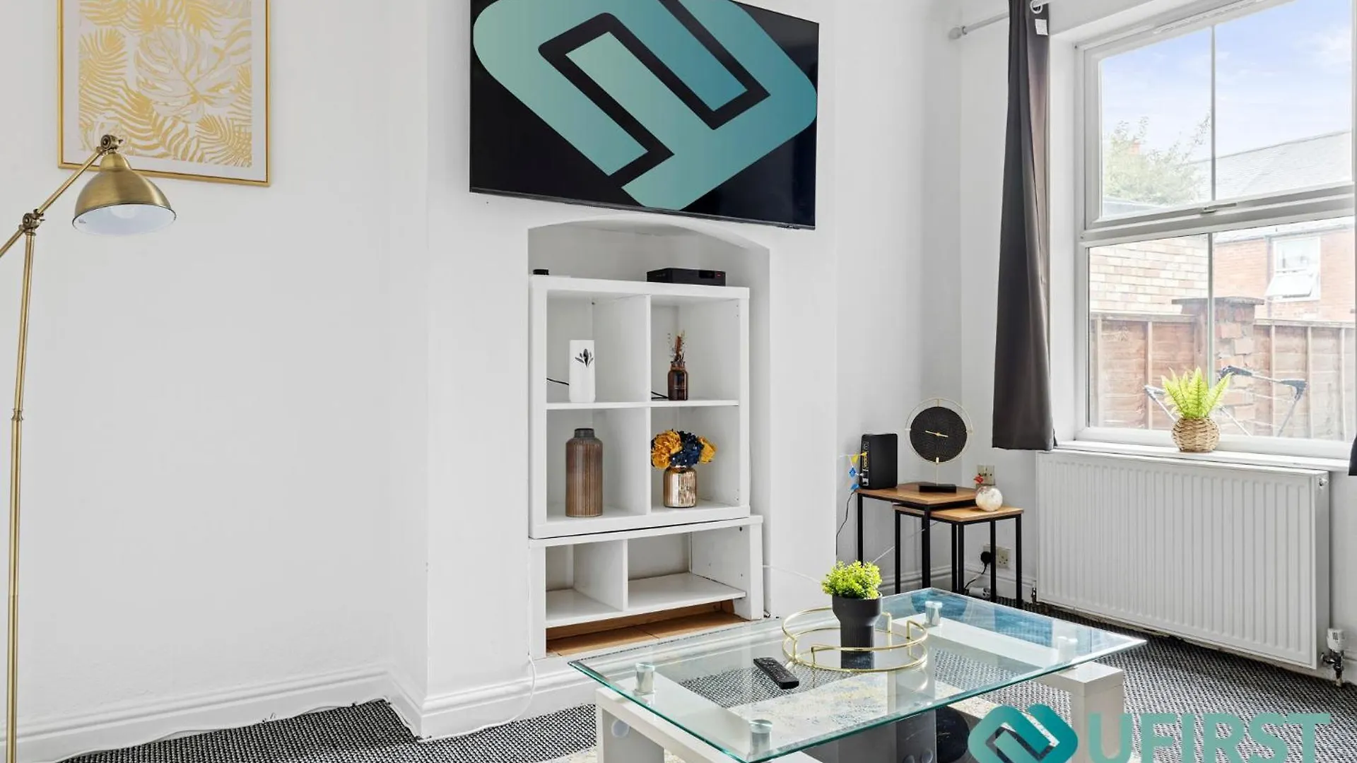 Spacious 4 Bedroom Home - City Centre, Forest Rec, Arboretum & Hyson Green Market - Sleeps 8 contacts