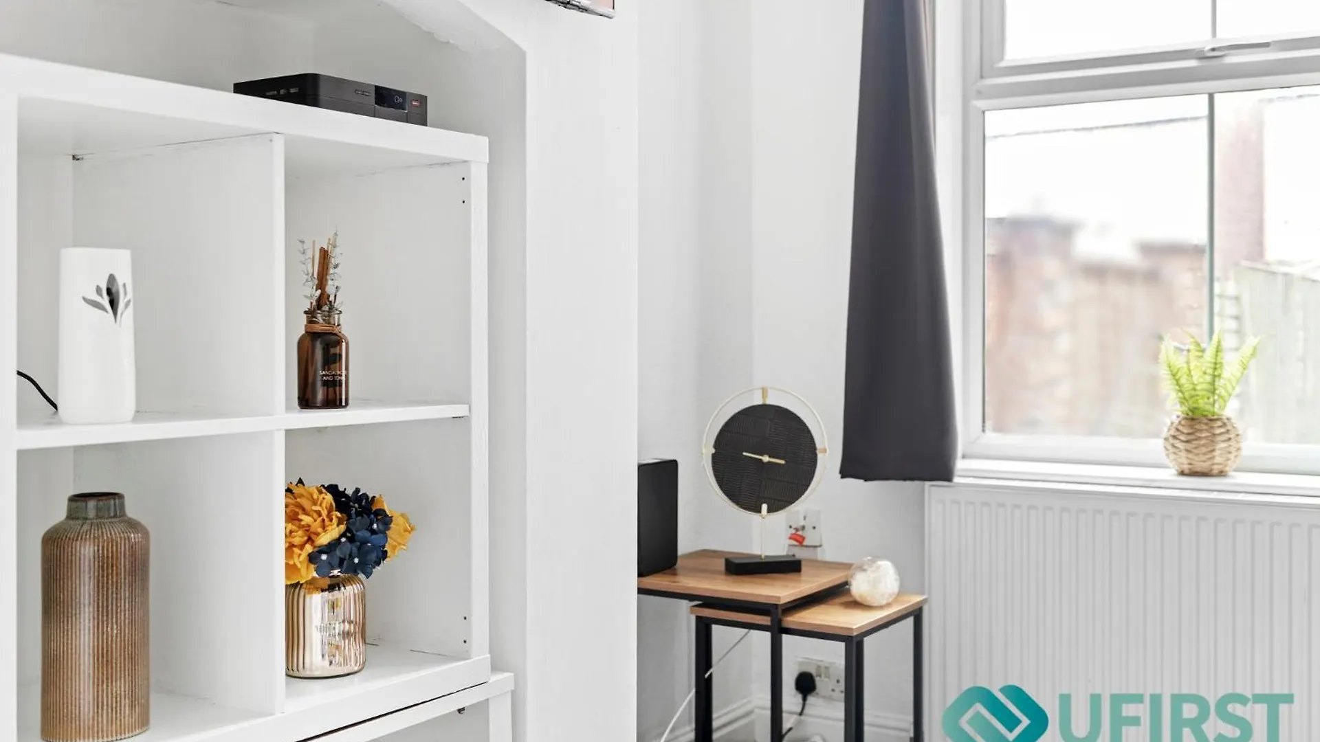 Spacious 4 Bedroom Home - City Centre, Forest Rec, Arboretum & Hyson Green Market - Sleeps 8 Nottingham Apartment